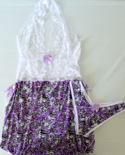 Camisola Microfibra Floral com calcinha.